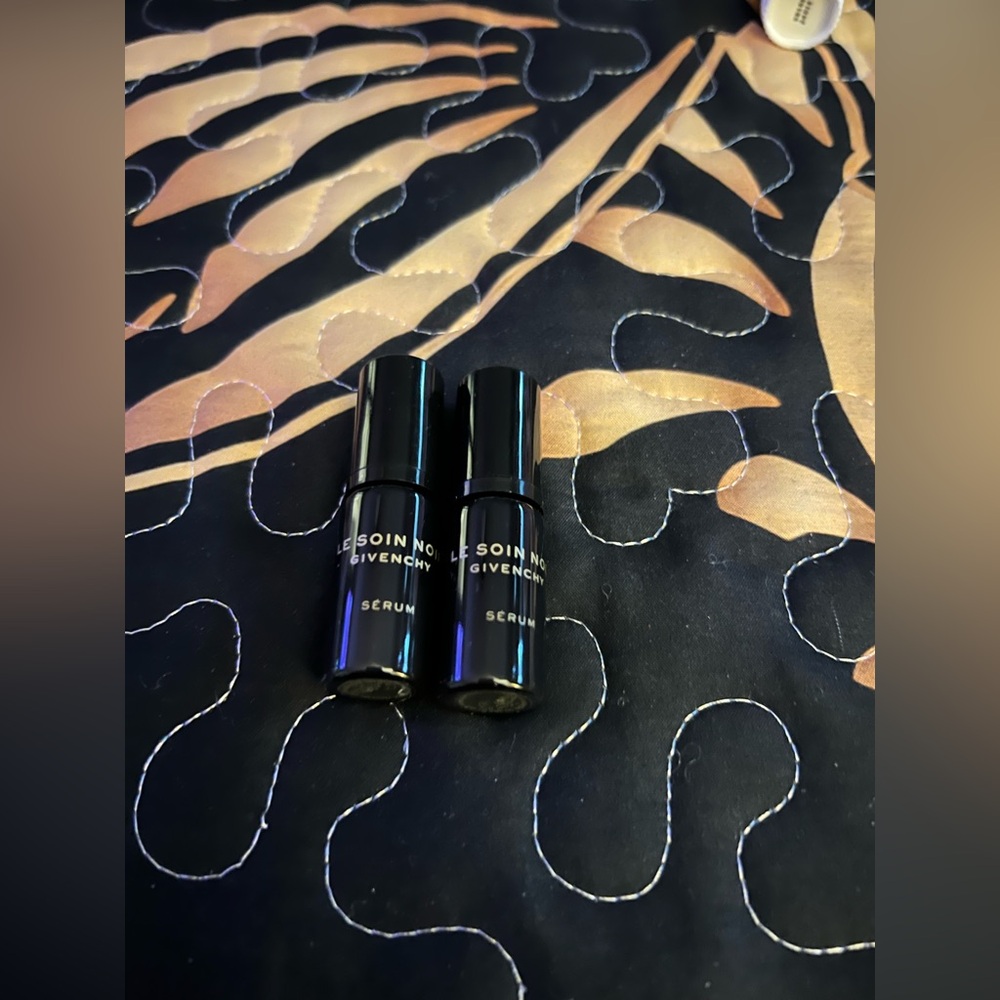 COPY - Givenchy Serum 2X Deluxe Travel Size 5ml